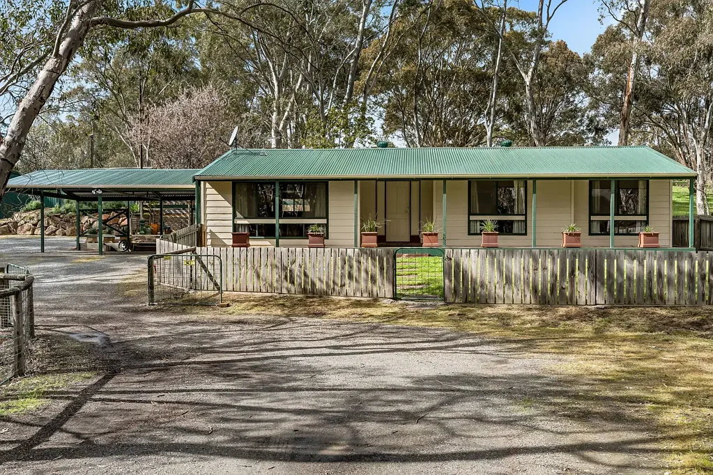 186 Cromer Road, Birdwood, SA 5234