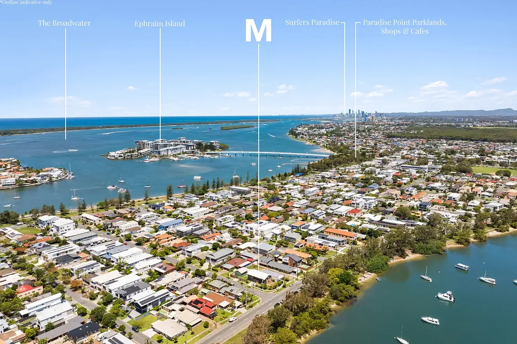 Paradise Point 3房  An exceptional opportunity awaits-renovate, rebuild, or simply move in and enjoy the lifestyle on offer.