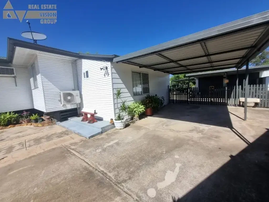 1 Palm Street, Blackwater, QLD 4717