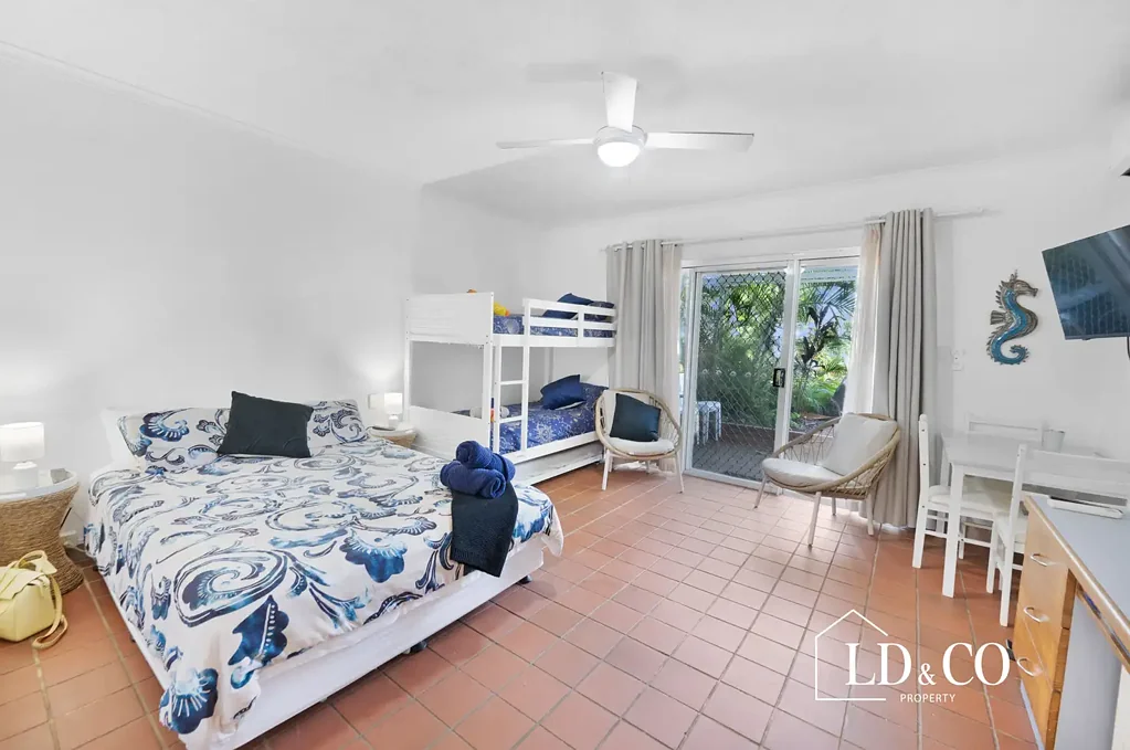 Dolphin Heads 1房  Relax, Earn, Repeat - Coastal Escape with Resort Living and Income Potential
