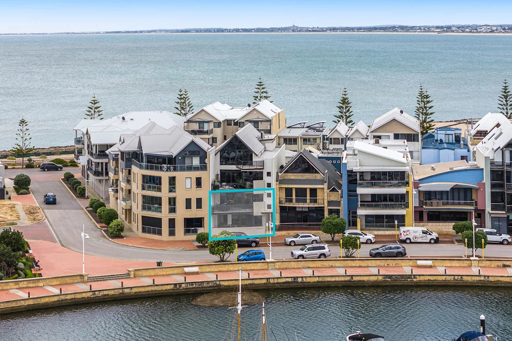 40A Spinnaker Quays, Mandurah, WA 6210