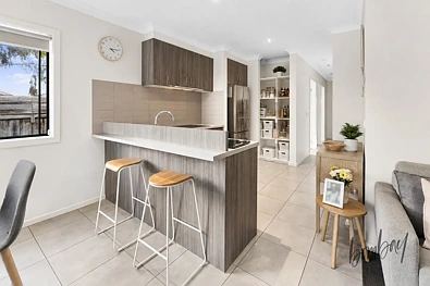 51 Albion Crescent, Mickleham, VIC 3064, 3房, 2浴, House