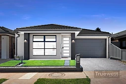 44 Hanover Circuit, Melton South
