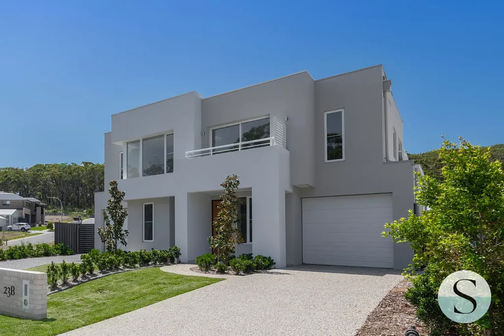 Nords Wharf 4ห้องนอน Brand Spanking New, Fabulous, Family Size Home with 2 Living Areas, North Facing Easy Care Grounds, Great Rental Return Potential & Depreciation!