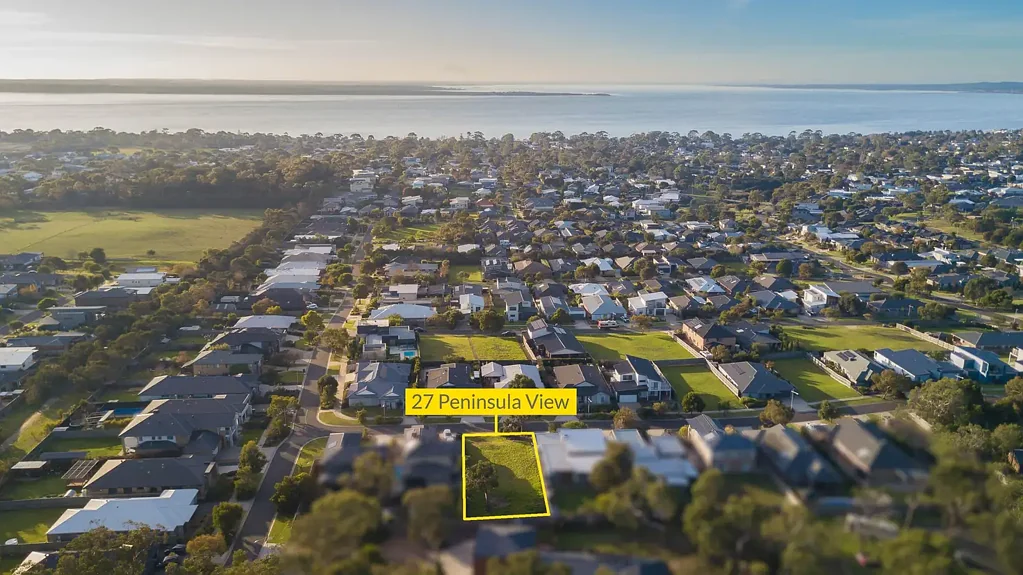 Cowes Prime Allotment in Sought-After Seagrove Estate