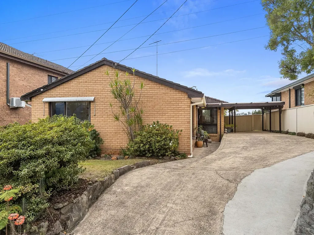 Padstow Heights 4房 宁静 cul-de-sac 中的宽敞家庭住宅 Spacious Family Home in a Peaceful Cul-de-Sac Setting