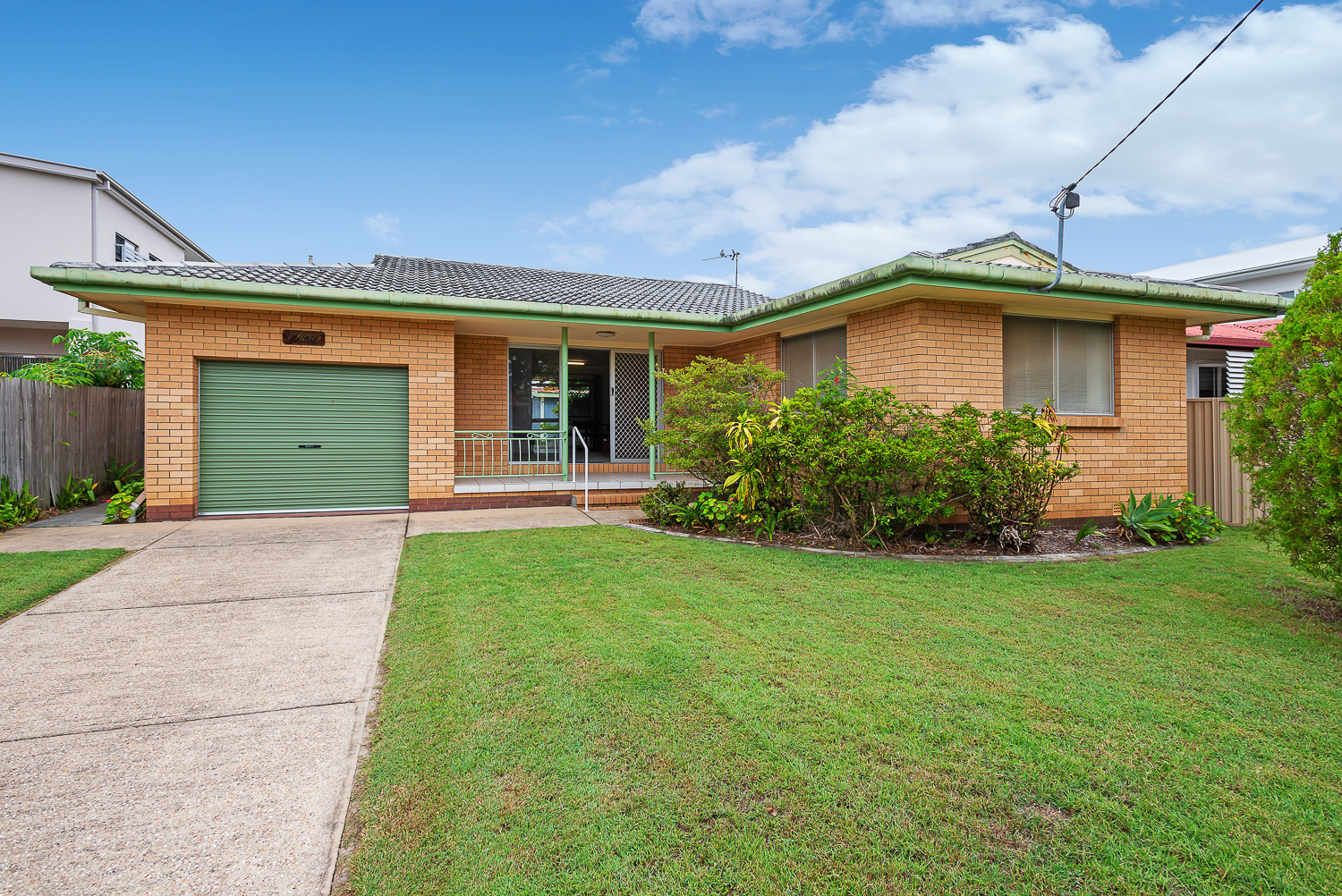 4 HELENA ST, BIGGERA WATERS QLD 4216, 0 غرف, 0 حمامات, House