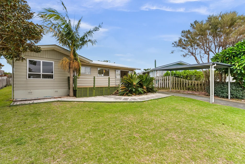 12 Curlew Place, One Tree Point, Northland