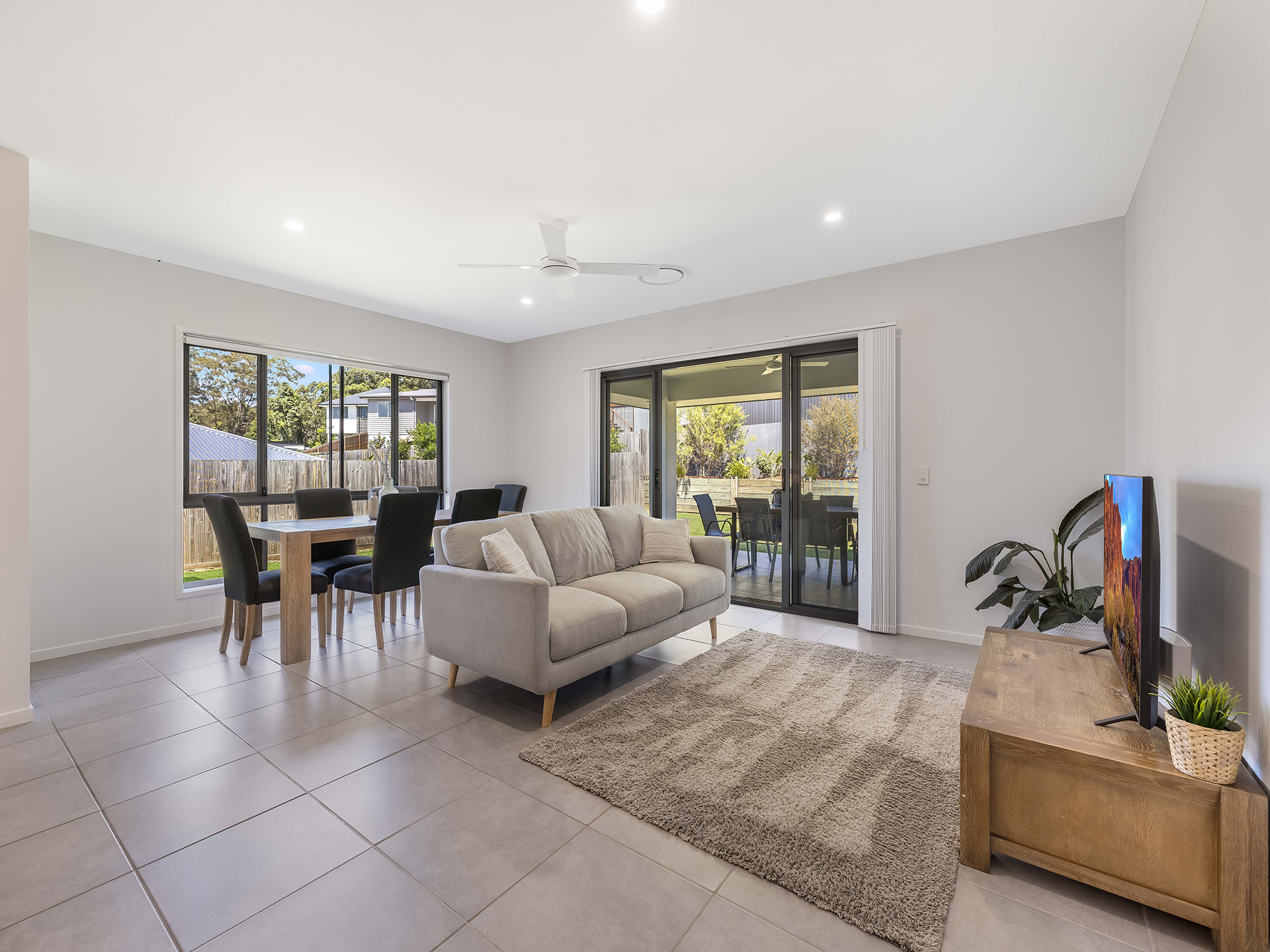 16 GOLDEN PINE WAY, PALMWOODS QLD 4555, 0 Kuwarto, 0 Banyo, House