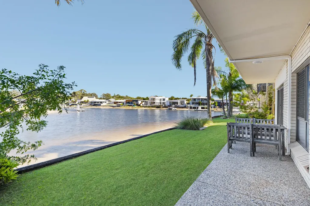 Mooloolaba 3房  ENTRY LEVEL WATERFRONT MOOLOOLABA!