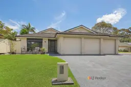 22 Landhaven Avenue, Blue Haven