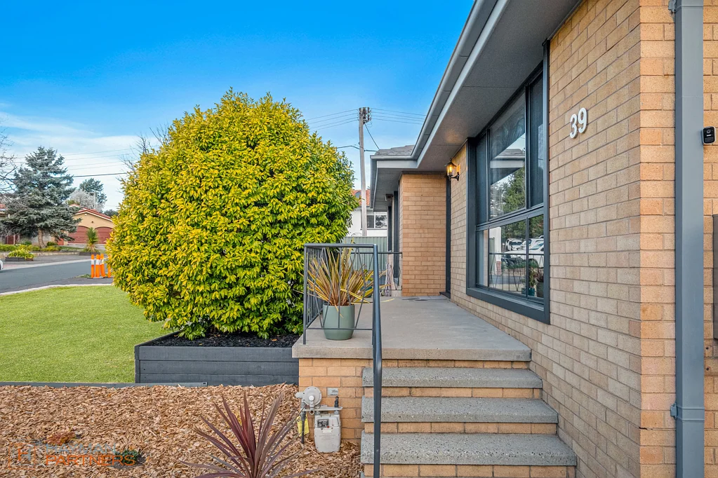 39 Spowers Circuit, Holder, ACT 2611