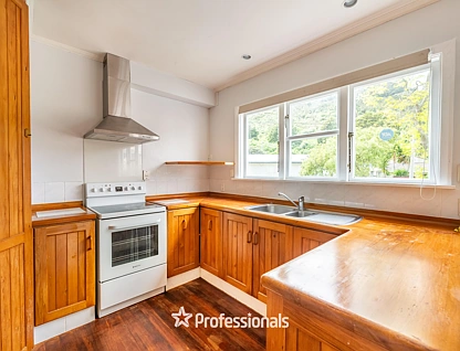 24 Eldon Grove, Taita, Lower Hutt, 3 कमरे, 1 बाथरूम, House