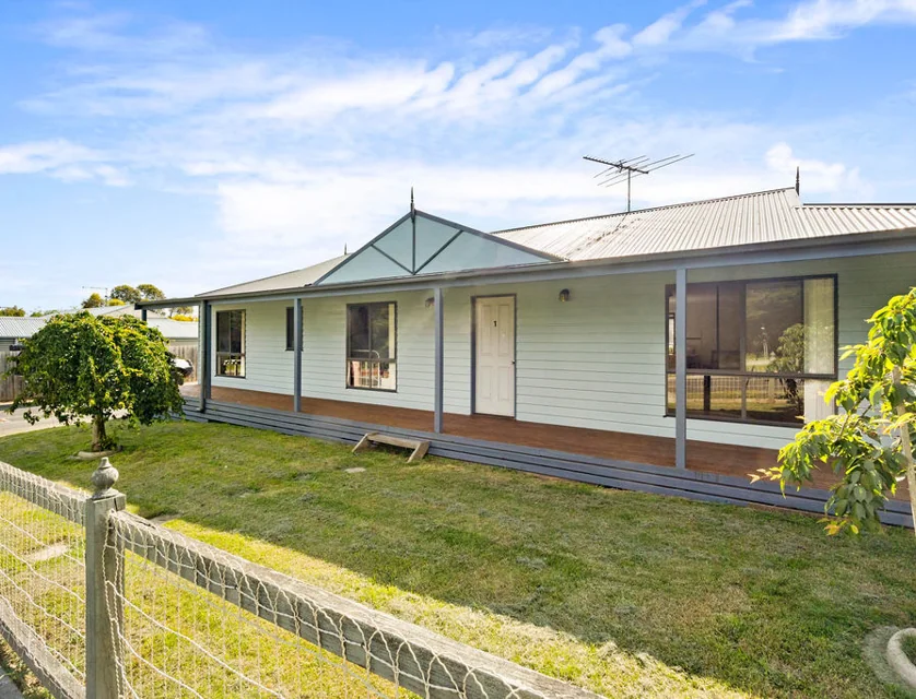 1/19 Spencer Road, Ballan, VIC 3342, 3 ਕਮਰੇ, 2 ਬਾਥਰੂਮ, Unit