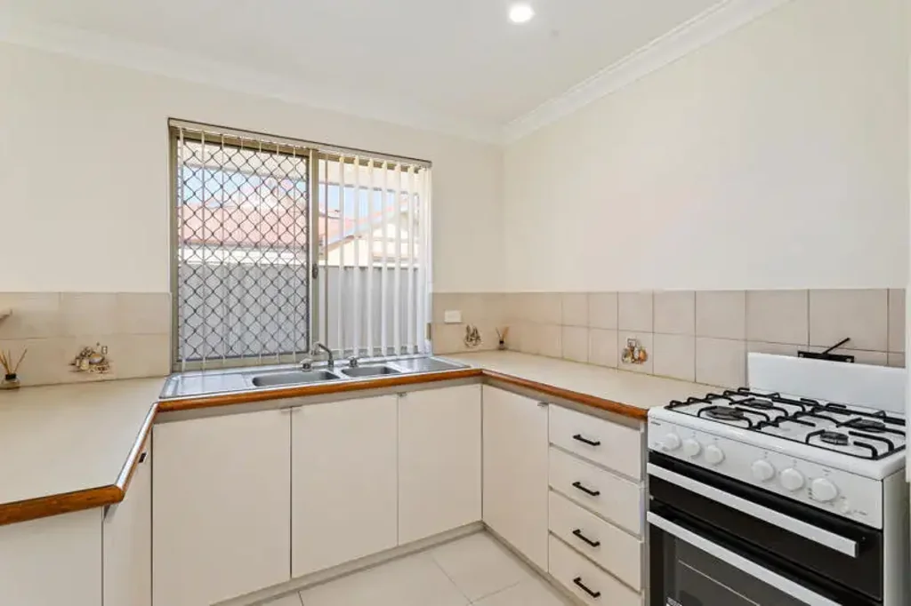 4/19 Hamersley Street, Midland, WA 6056