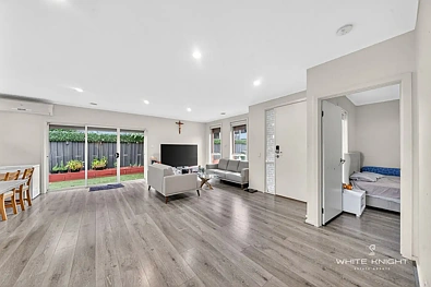 2/21 Biggs Street, St Albans, VIC 3021, 3 slaapkamers, 2 badkamers, Unit