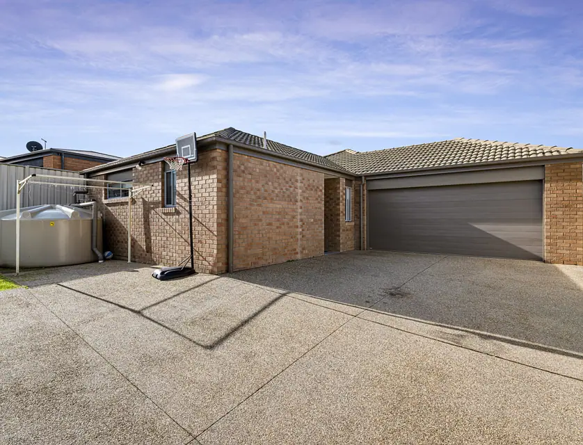 39 Kendall Drive, Hamilton Valley, Riverina, 4 phòng ngủ, 2 phòng tắm, House