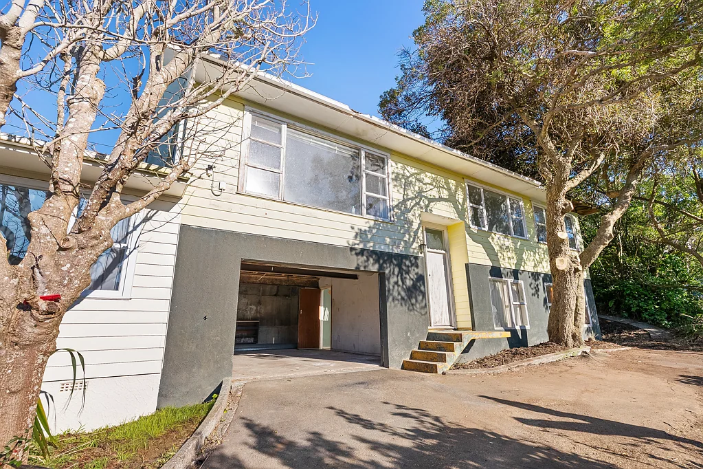 18 Aplin Terrace, Ngaio, Wellington