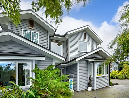 - 746 Gloucester Street, Avonside, Christchurch City, 10 ਕਮਰੇ, 4 ਬਾਥਰੂਮ, House