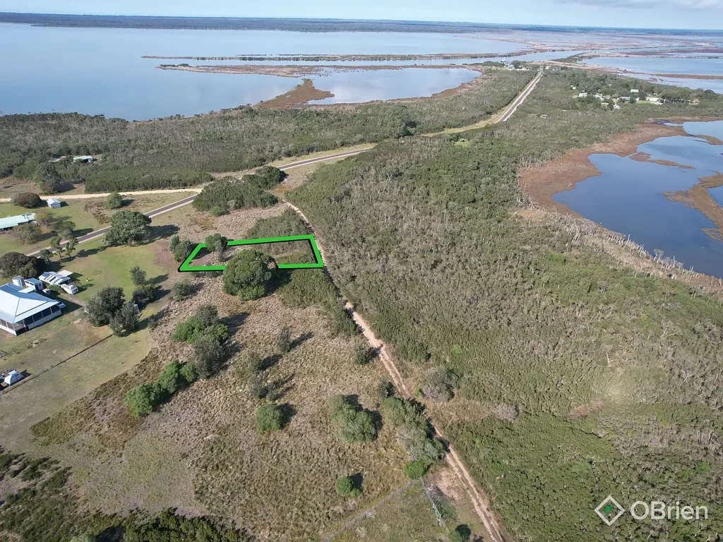 Hollands Landing Prime Land Opportunity in Peaceful Hollands Landing