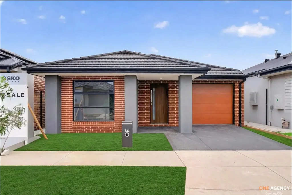 Modern Living in a Brand-New Home – Ready to Move In!