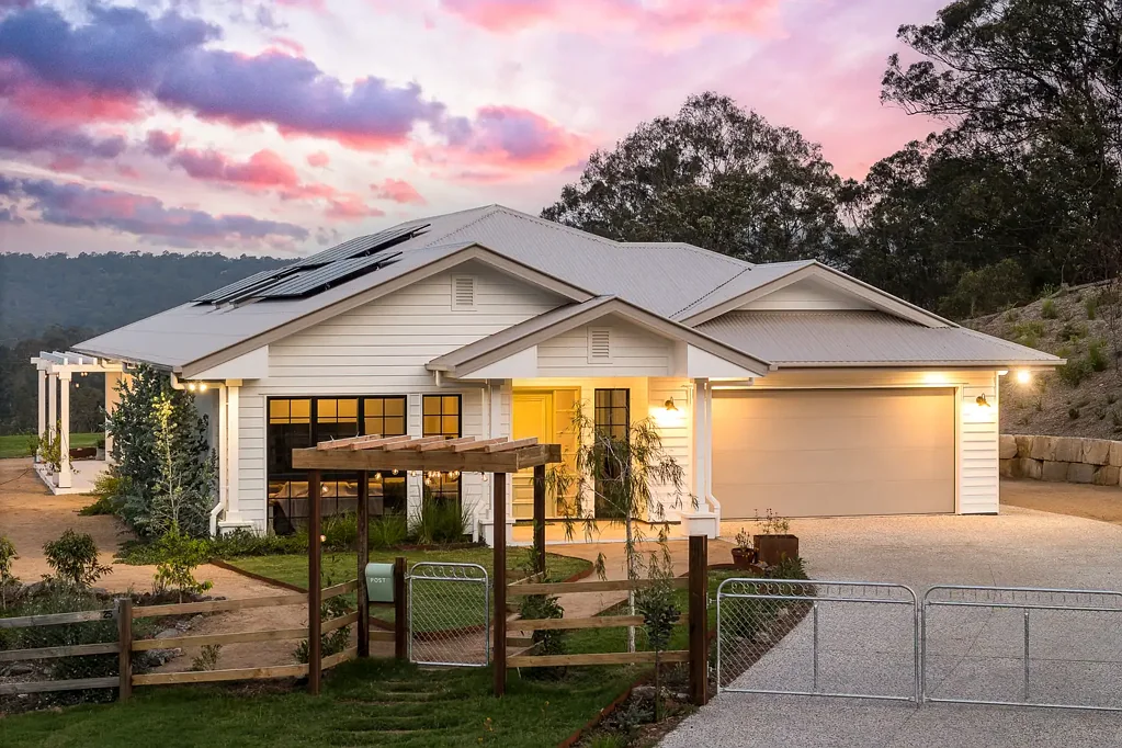Samford Valley 4Kwarto Timeless contemporary style meets effortless modern living, minutes to Samford Village