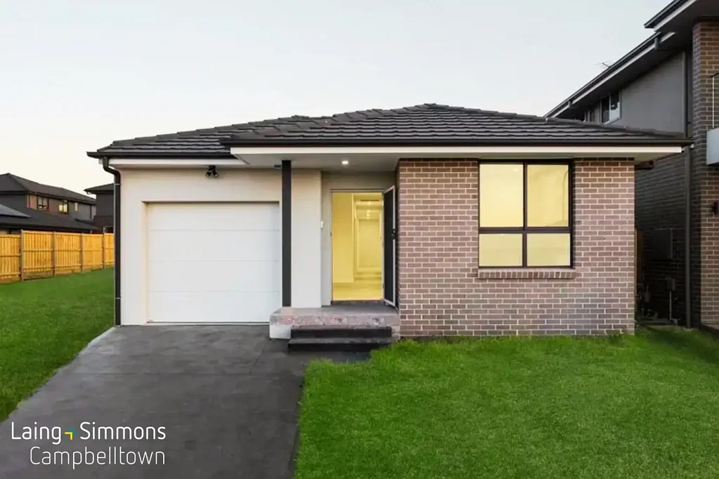 14 Castleton Crescent, Airds, NSW 2560