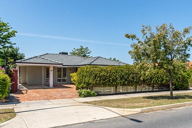 38 Murray Street, Como, WA 6152, 3 Bedrooms, 1 Bathrooms, House