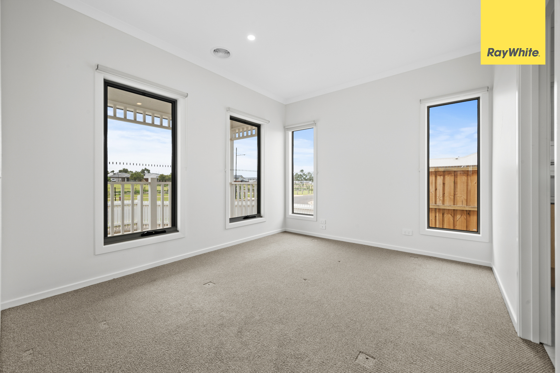 33 MITIAMO ST, EYNESBURY VIC 3338, 0 habitaciones, 0 baños, House