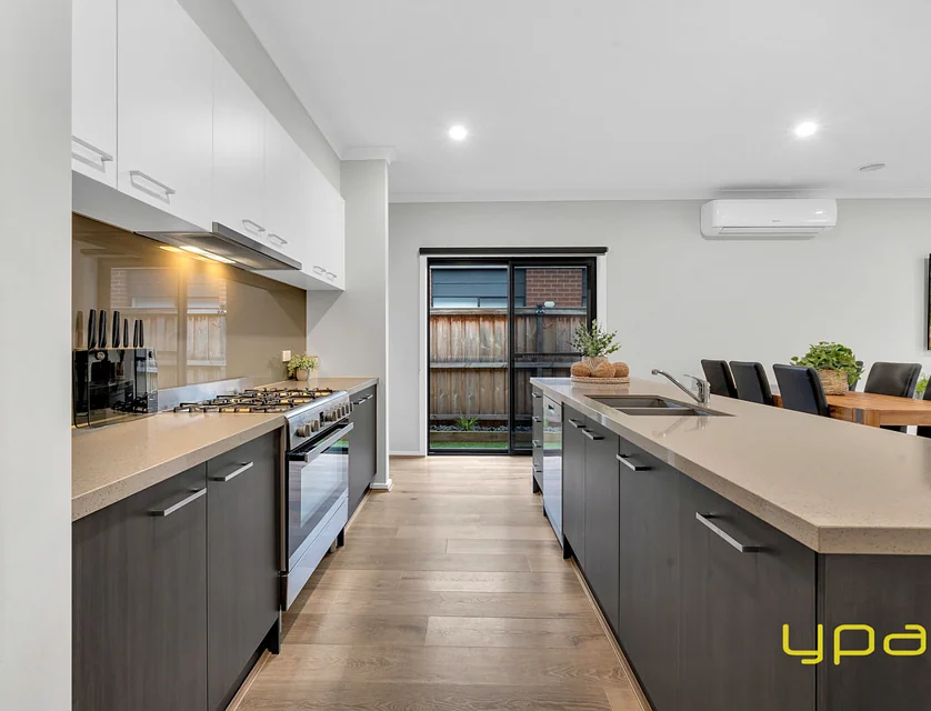 10 Dalmatian Street, Cranbourne East, VIC 3977, 4 રૂમ, 2 બાથરૂમ, House