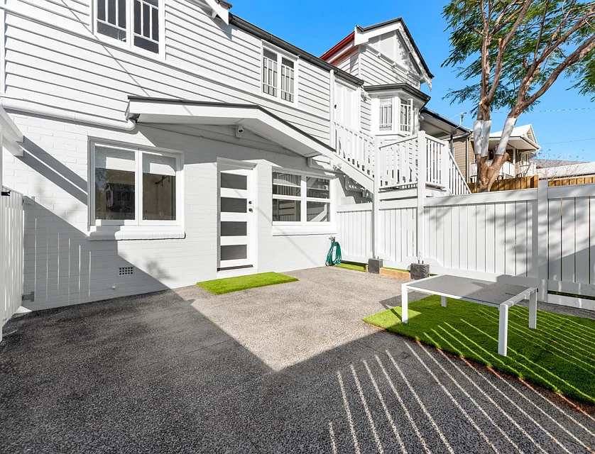 2/34 Didsbury Street, East Brisbane, Brisbane - Eastern Region, 2 침실, 1 욕실, Apartment