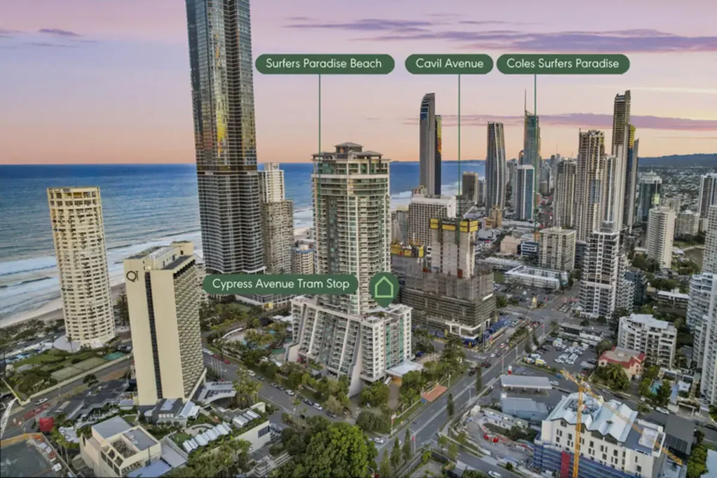 Surfers Paradise 1房  FULLY Renovated, Oversized 1 Bedroom with Forever Views!! Calling First Home Buyers & Investors - Must Be Sold!