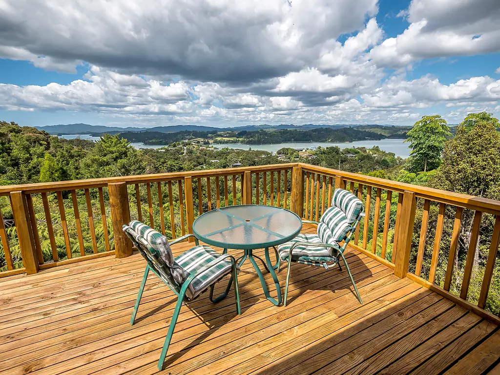 Opua 3Kwarto Embrace Serenity with Breathtaking Water Views