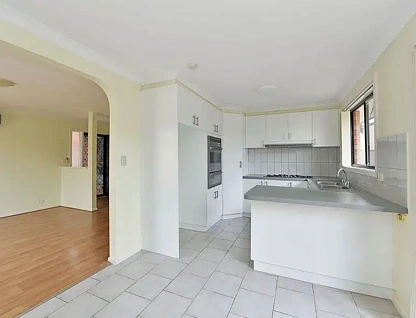 2/8 Pilain Crescent, Keilor Downs, VIC 3038, 3部屋, 1バスルーム, Unit