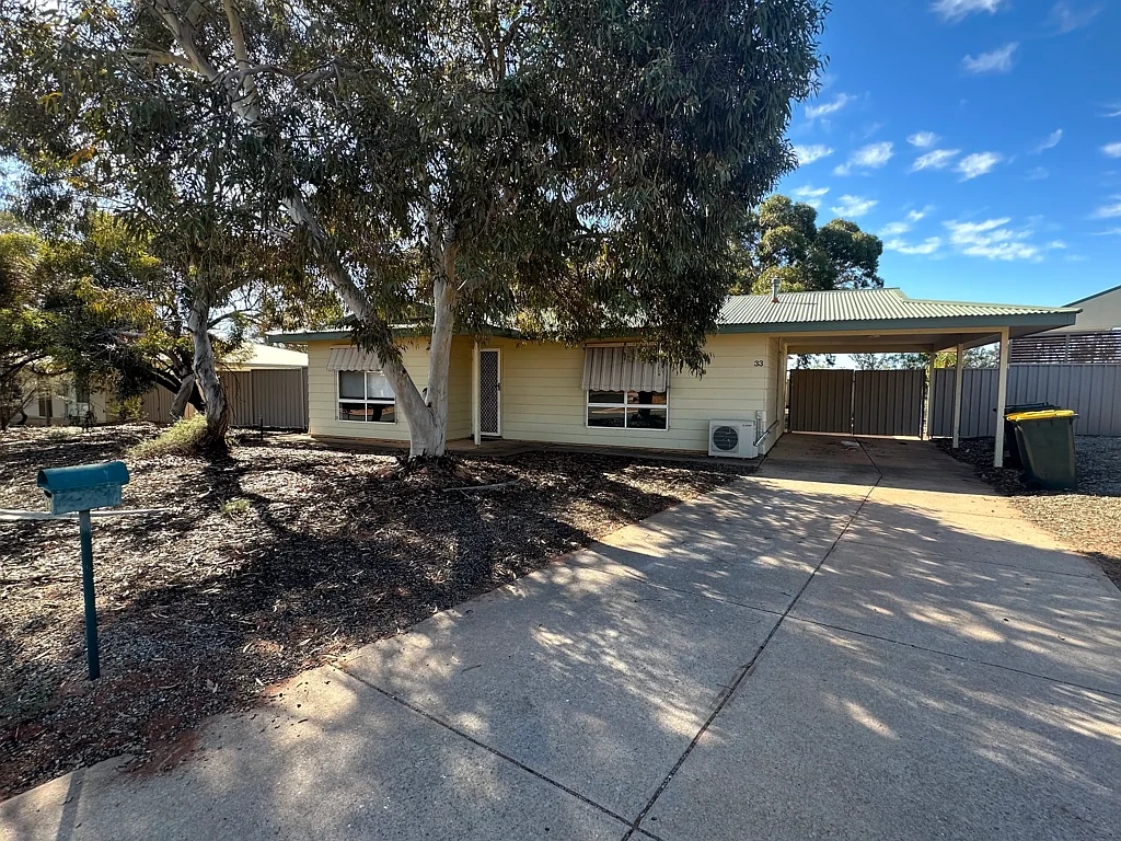 Spacious 4 bedroom home with two living areas