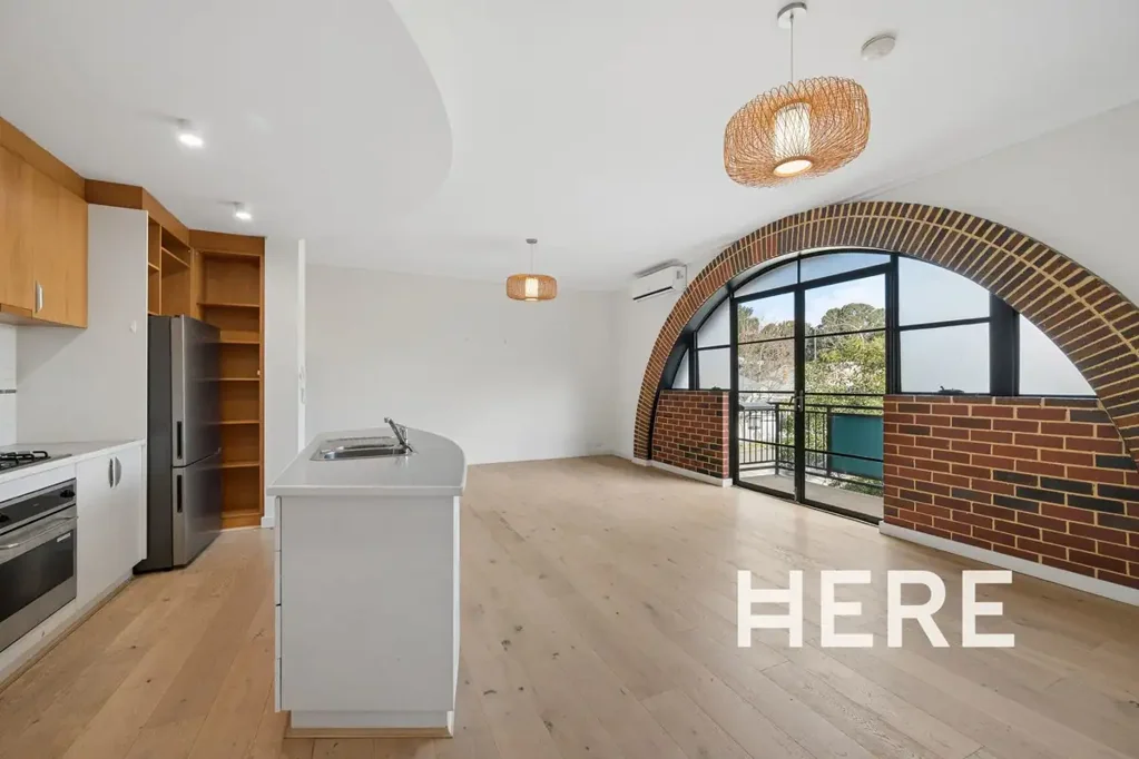 Inner-City Living with Everyday Convenience