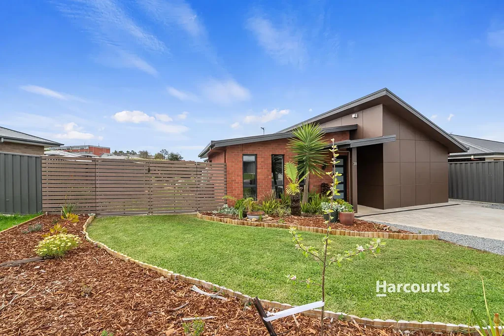 Devonport 3房  Sunny, Modern and Peaceful - A Home That Just Feels Right...