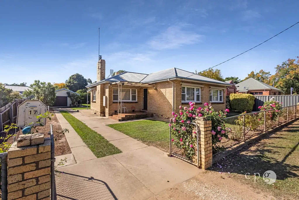Newstead 3Zimmer Charming Home on 1,021m² with Shed & Walk to Town
