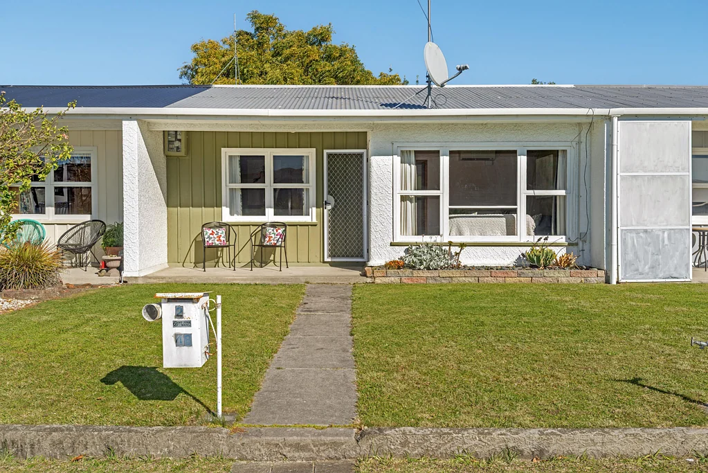 Gisborne 2房  Walk to town - lock up and leave