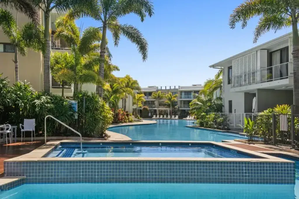 Modern Coastal Living – Fully Furnished two Bedroom Apartment