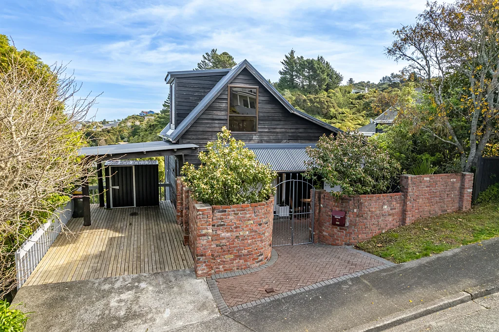 71 Park Road, Belmont, Lower Hutt, Wellington