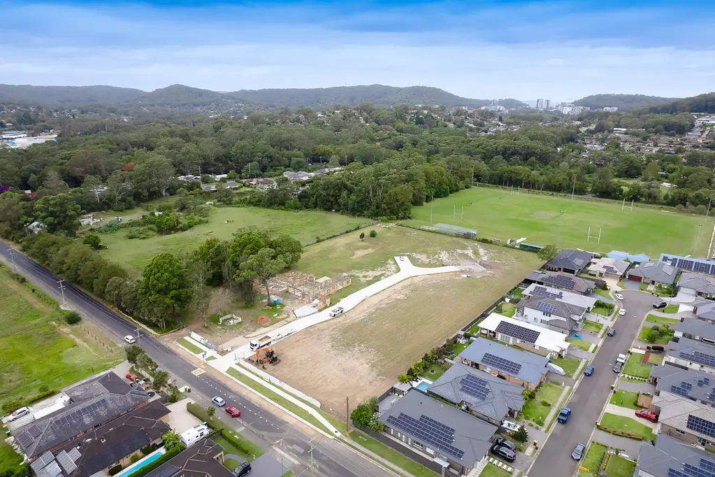 Narara Snap This One Up! Glorious Land in Brand New Neighbourhood