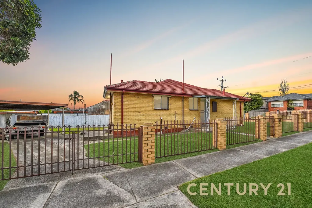 Dandenong North 2कमरा Spacious Unit on a Huge Block – No Body Corporate!