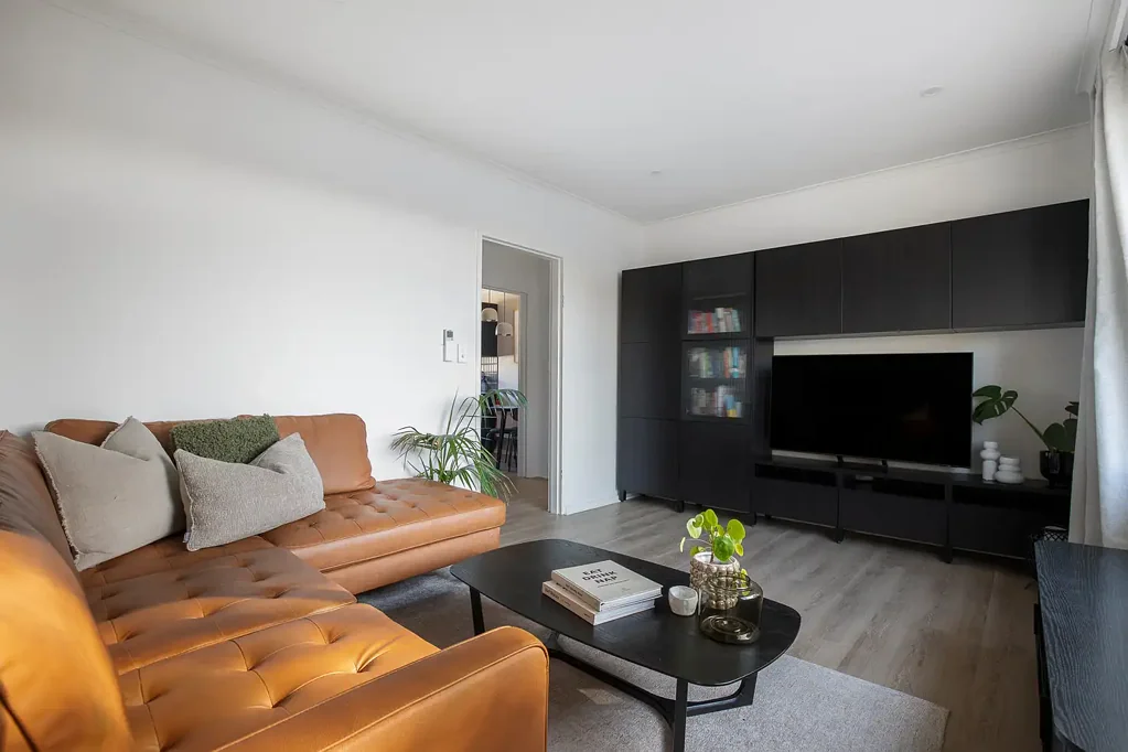 Enjoy a Fully Furnished Luxurious Elwood Apartment