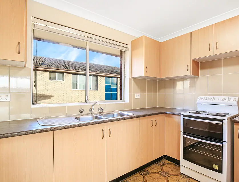 2/52 Collin Street, Lakemba, South Western Suburbs, 2房, 1浴, Unit