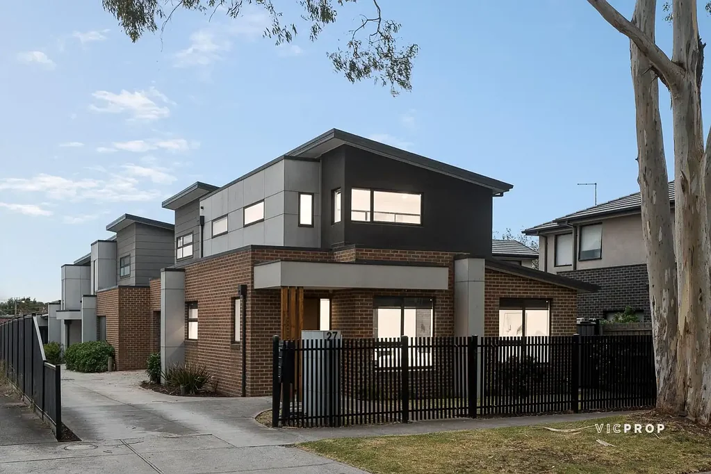 1/27 Lynch Road, Fawkner, VIC 3060
