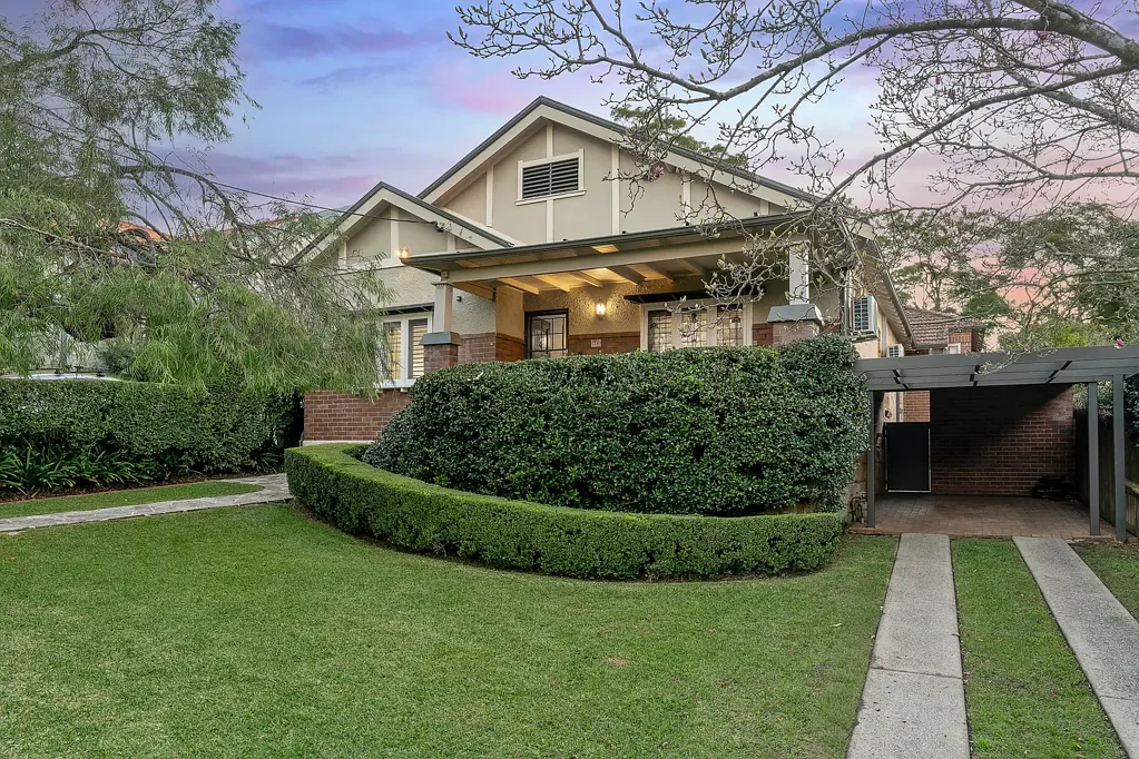 Artarmon 5침실 Sprawling Californian bungalow enhanced for modern living