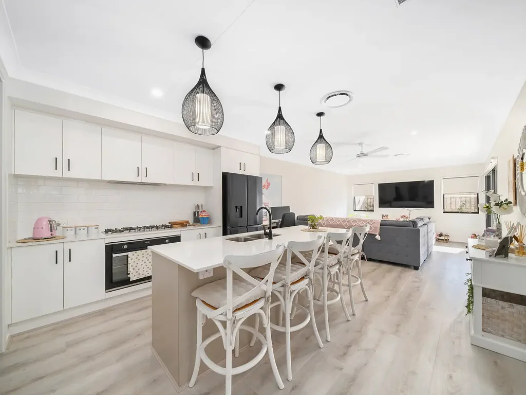 Burpengary East 3 Bedroom Modern Comfort & Easy, Low-Maintenance Living!