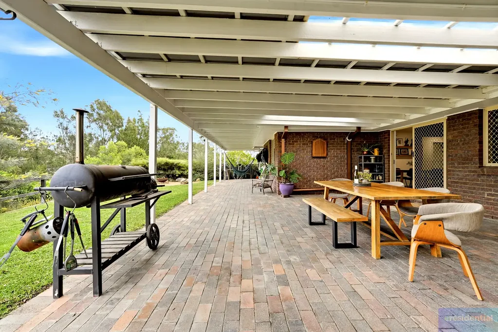 Edens Landing 3房 翻新臻品，坐拥宁静丛林美景 Renovated Perfection With Serene Bushland Views