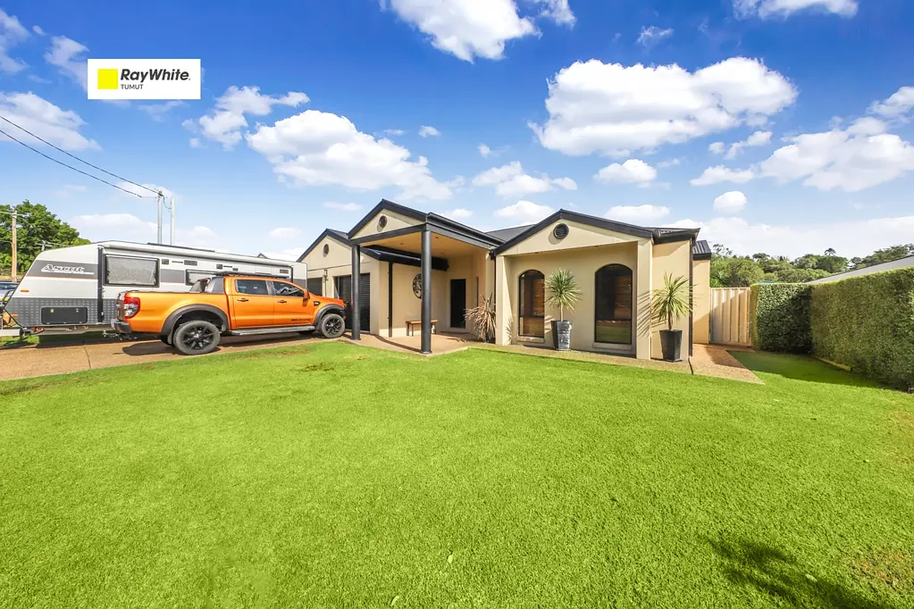 83 Sydney Street, Tumut, NSW 2720